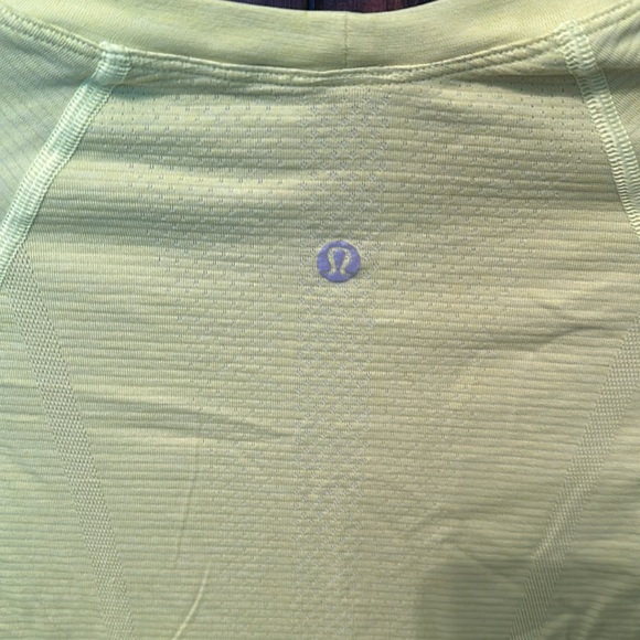 Lululemon Swiftly Tech Long Sleeve 2.0, Size 4 - Picture 3 of 9